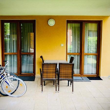 Fortuna Golf Apartman บุค ภายนอก รูปภาพ