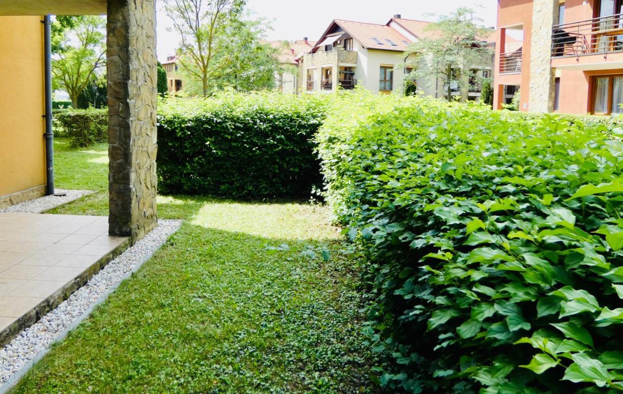 Fortuna Golf Apartman บุค ภายนอก รูปภาพ